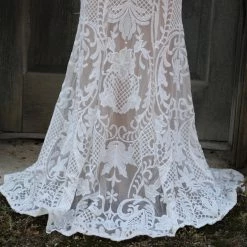 Rosevelvet Can't Help Falling In Love Dress