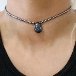 Blue Tortoise 4mm Black Crackle Stone Choker