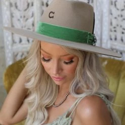 Charlie 1 Horse Hippie Buck Felt Hat