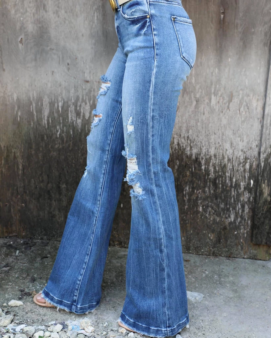 Petra 153 Best Sellers The Light Wash Lost Cause Flare Jeans