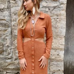 Le Leis The Terracotta Collared Dress