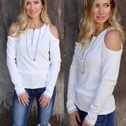 Munde Feies White Ribbed Cold Shoulder With Lace Top Apparel