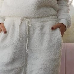 Lemon Tree Apparel Ivory Teddy Sherpa Lounge Wear Set