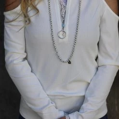 Munde Feies White Ribbed Cold Shoulder With Lace Top Apparel