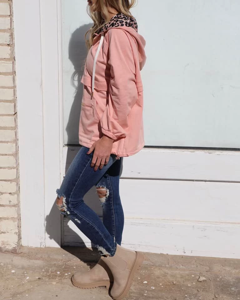 Main Strip Rose 1/2 Zip Leopard Contrast Hoodie Apparel