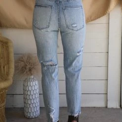 Petra 153 Light Silouette Distressed Mom Jeans Apparel