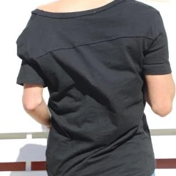 Wanna B Apparel Black V-neck Half Sleeve Tee