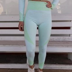 New Mix Apparel Mint Honeycomb Activewear Set