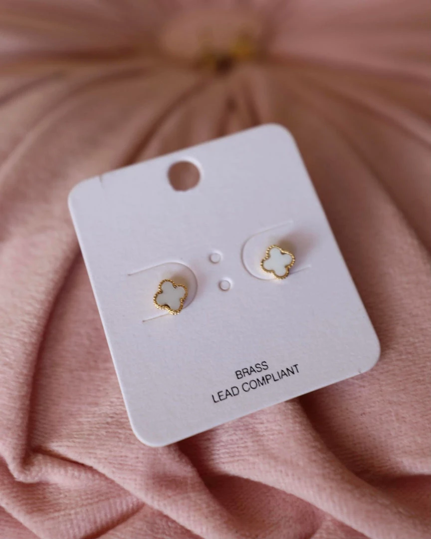 The Lace Cactus Zoey White And Gold Clover Stud Earrings