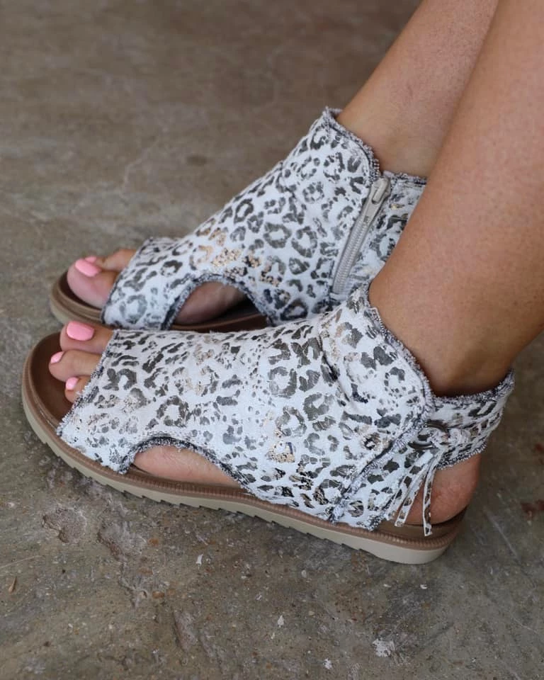 Very G Libra Leopard Sandal