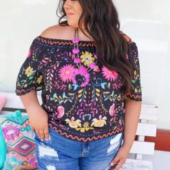 Flying Tomato New Yulisa Plus Black Floral Top