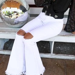 JC + JQ Windy White Flare Jeans New