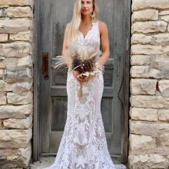 Rosevelvet Can't Help Falling In Love Dress