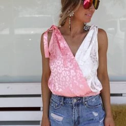 HAILEY CO Leopard Everything Lexi Leopard Tie Shoulder Cropped Tank